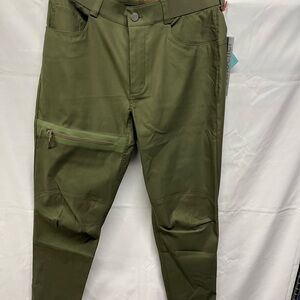 *NWT* Men’s Foehn Brise Schoeller Pant - Size 30x30 - Tonal Olive